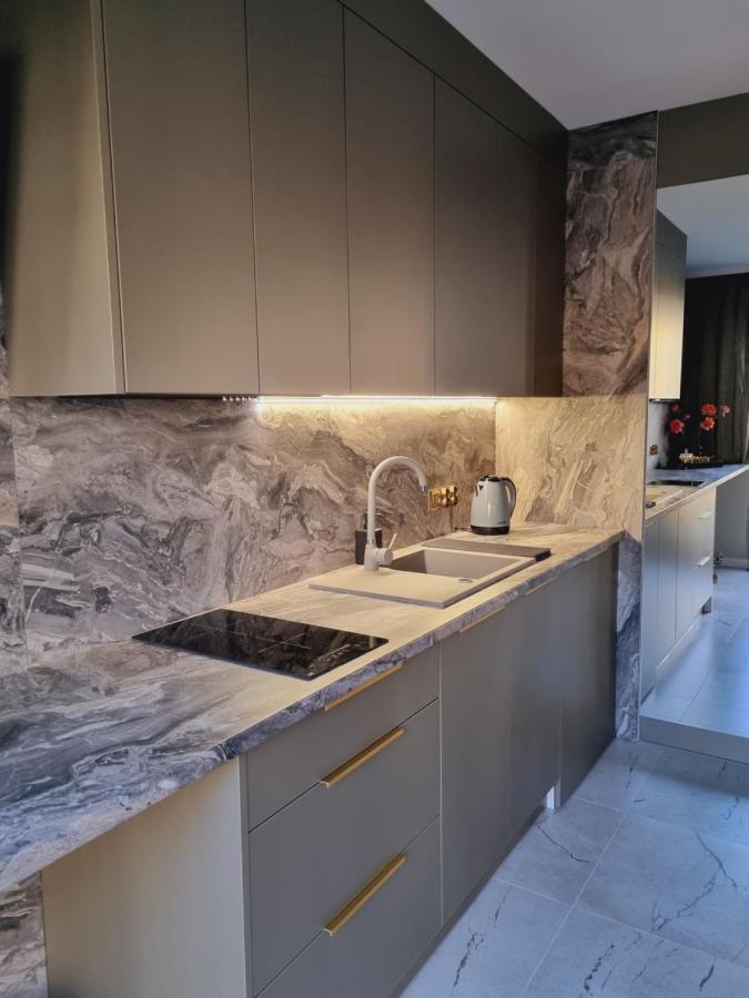 Apartament Jacuzzi Краков Экстерьер фото